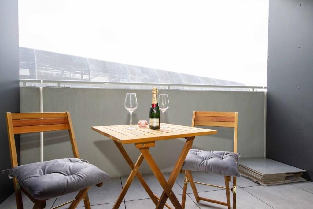 Apartment In Bratislava With Free Parking エクステリア 写真